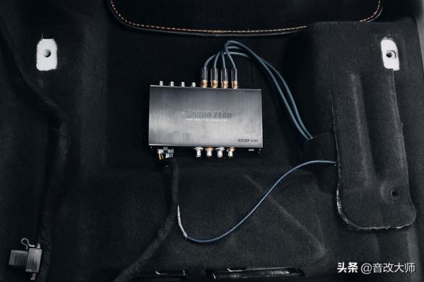 大眾探嶽汽車音響升級絕版丹拿242GT