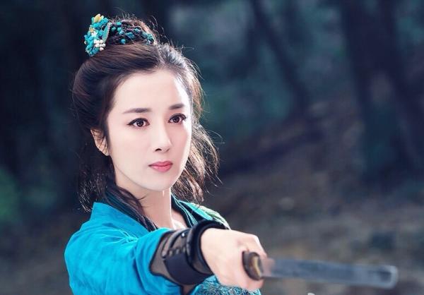 總感覺薇婭穿古裝像一個人，終於找到了