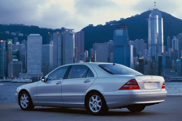 過百年曆史的豪車，賓士S級圖鑑