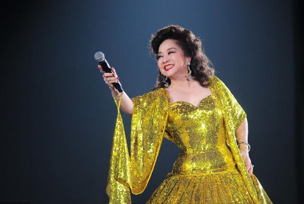 &quot;香港之鶯&quot;徐小鳳：春晚為其破例，分手也不願改國籍，現狀如何？