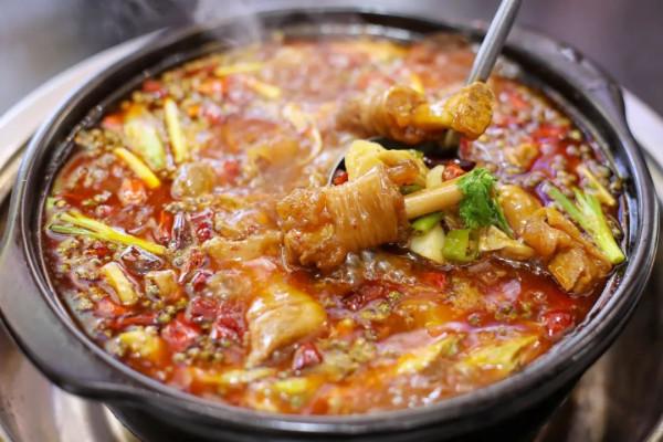 離重慶100公里發現一個避暑佳地！溫泉、漂流、星空、美食都有