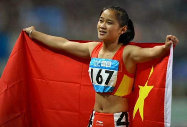 “小哪吒”後程發力拿下冠軍,梁小靜錯失良機,韋永麗僅排第六 “小哪吒”後程發力拿下冠軍,梁小靜錯失良機,韋永麗僅排第六