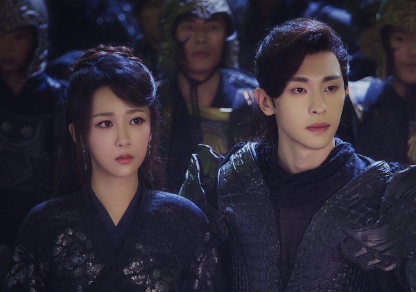 明明是同一張臉，演完《香蜜》演《長月燼明》，不說真沒看出來