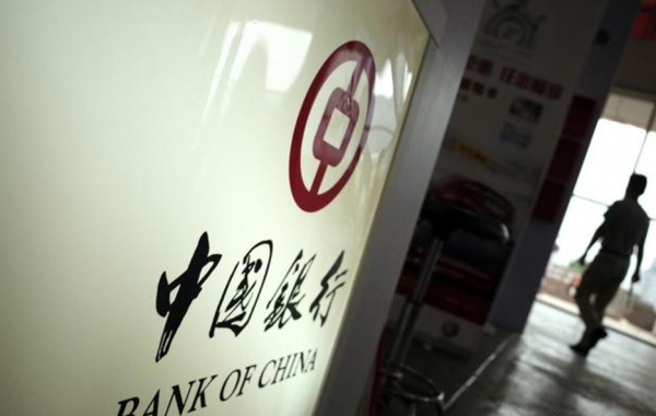 在夫妻雙方離婚時 &comma; 還貸的住宅怎樣辦理過戶呢