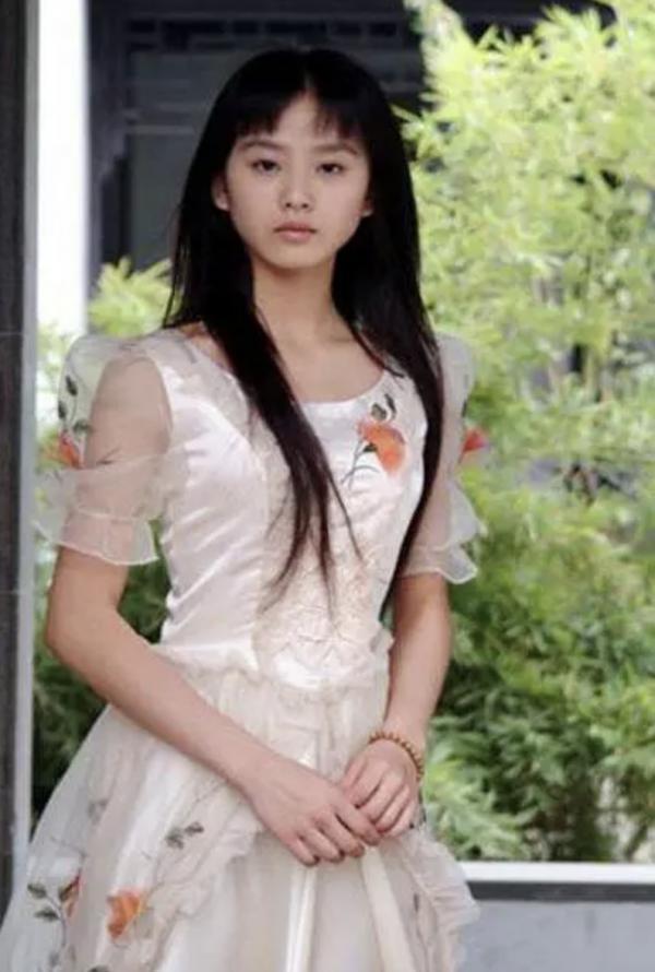 女神劉詩詩的好命人生，和她生命中最愛的一個男人