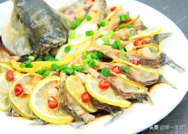 大年三十必備的4道菜，葷素涼熱搭配好，年夜飯上桌，家人都喜歡