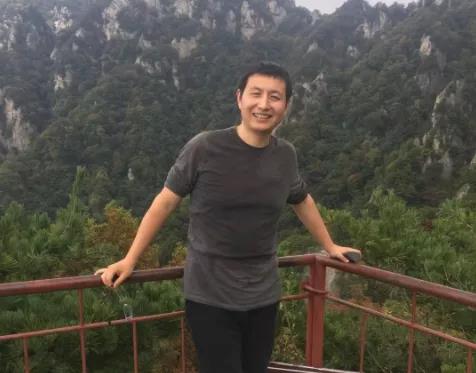 這名交大人,和壓電陶瓷“較勁”了15年…… 這名交大人,和壓電陶瓷“較勁”了15年……