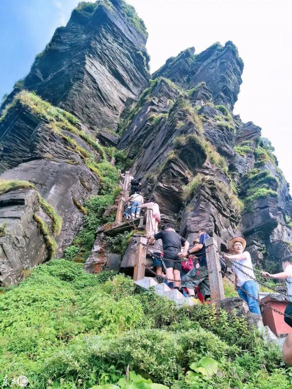 雲上的房屋，最美中國風！醉美梵淨山