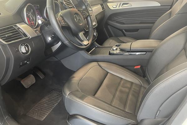 都說賓士的設計相當超前，三年的轎跑SUV報價58W，檢測後當場拿下