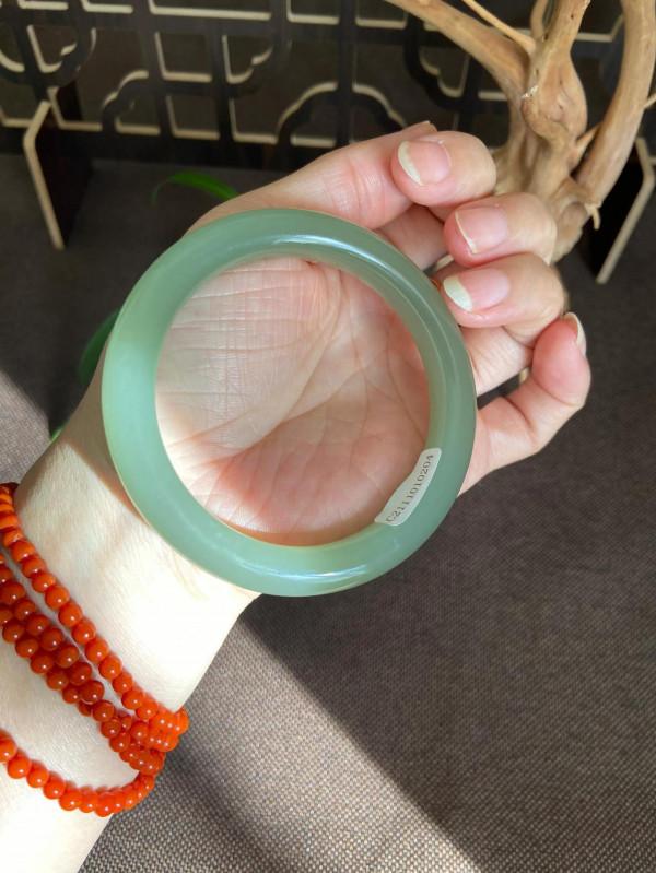 精美和田玉冰晴水 精美和田玉冰晴水