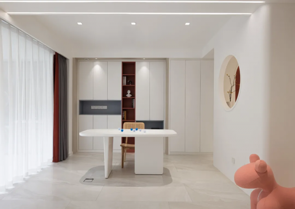 120㎡三居室，圓形孔洞、拱門造型、無主燈，這個家處處是亮點