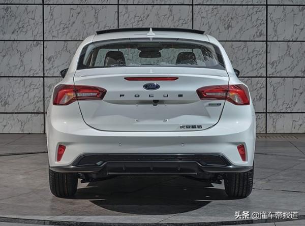 新車 &vert; 換裝全新1&period;5T四缸發動機，長安福特新款福克斯實車曝光