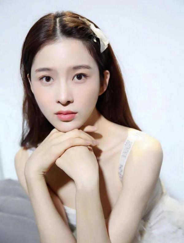 改名難改運的5位明星：有人整容變臉難翻紅，有人從男1號淪為素人