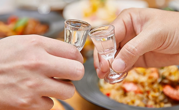 注意！這些才是100元以內，價效比最高的幾種白酒