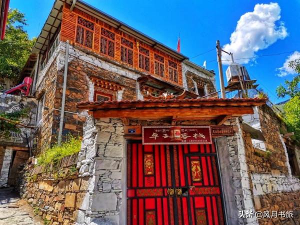 因《塵埃落定》走紅，獲評全國示範村，川西這處300年藏寨該火了