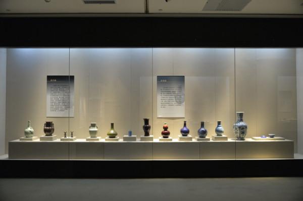 專家1800元從農民手中買了一捆“柴火”，如今成為國寶，禁止出境