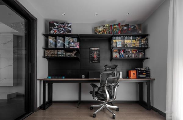 138平現代風格,打破原始戶型的散亂,利用經典黑白灰構造精緻美家