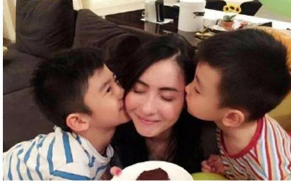 單親媽媽——張柏芝