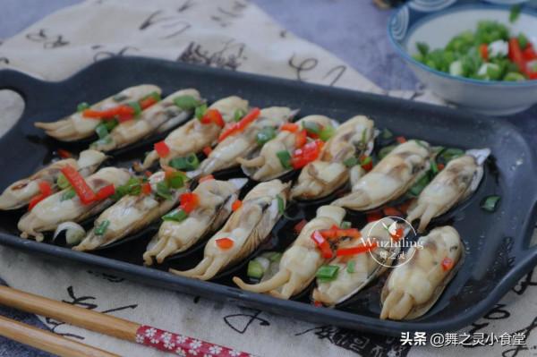 12道家宴已備好，1冷盤2湯4炒5蒸，就等你回家團聚