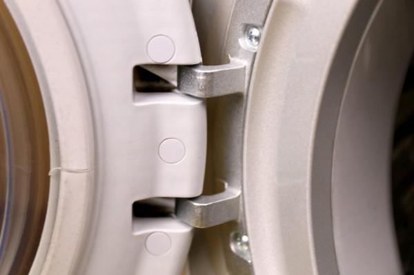 烘乾除菌一把抓，MINICOLO乾衣機讓潮溼天氣不再可怕