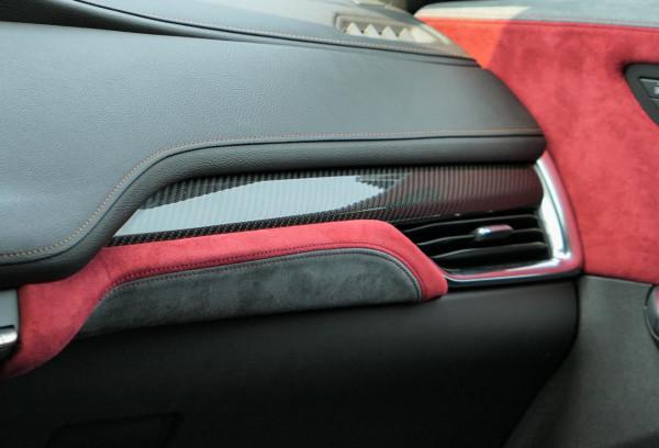 展現個性的全新表達方式，凱迪拉克XT4 Alcantara內飾實拍