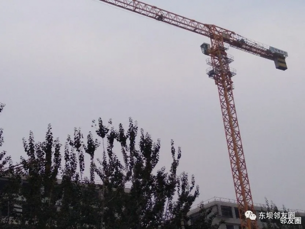 東壩安貞東方醫院各樓均已封頂 東壩安貞東方醫院各樓均已封頂