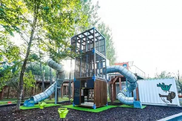 建業足球小鎮的15億，是如何被全部沖毀的？