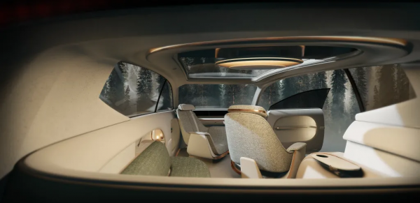 把客廳搬進車裡是一種什麼體驗？