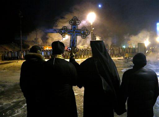 10張照片，記錄人類的苦難與暴行