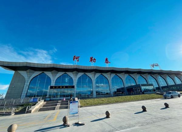 新疆唯一和俄羅斯接壤的城市,陸路就能出國,邊境城市建設如何? 新疆唯一和俄羅斯接壤的城市,陸路就能出國,邊境城市建設如何?