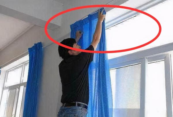 現在越來越多家裝修都不用窗簾，這種東西給力多了