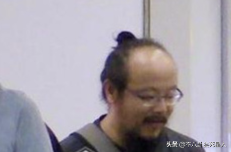 10位中年男星“禿頂”大賞:黃曉明、沙溢頭頂稀疏,最意外是他 10位中年男星“禿頂”大賞:黃曉明、沙溢頭頂稀疏,最意外是他