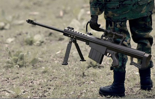 10式大狙有何奇特之處?1500米開外打爛裝甲車,女兵也能精確狙殺 10式大狙有何奇特之處?1500米開外打爛裝甲車,女兵也能精確狙殺