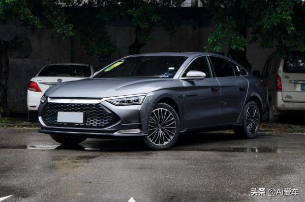 1&period;4L油耗帶四驅，高階旗艦大家轎，不要購置稅還便宜，比亞迪漢DM