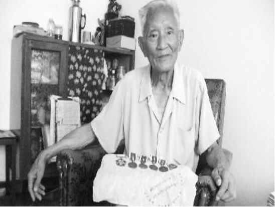 1952年，一塊青石板讓新兵胡修道，一天殲敵280人，成為美軍噩夢