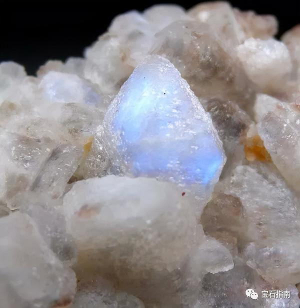 坦尚尼亞：坐擁200餘種寶石的“黑馬”產地