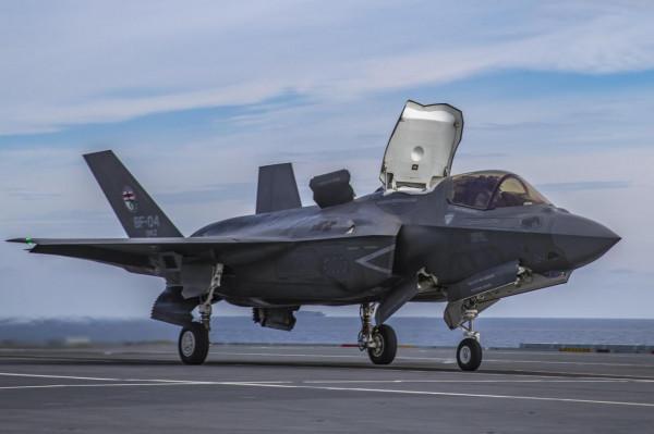 地中海上演撈F35大獎賽！英美著急上火全家出動：絕不能被俄搶先