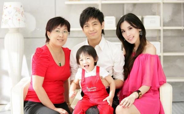 王嶽倫離婚了,《爸爸去哪兒第一季》裡的其他爸爸現在怎樣了? 王嶽倫離婚了,《爸爸去哪兒第一季》裡的其他爸爸現在怎樣了?