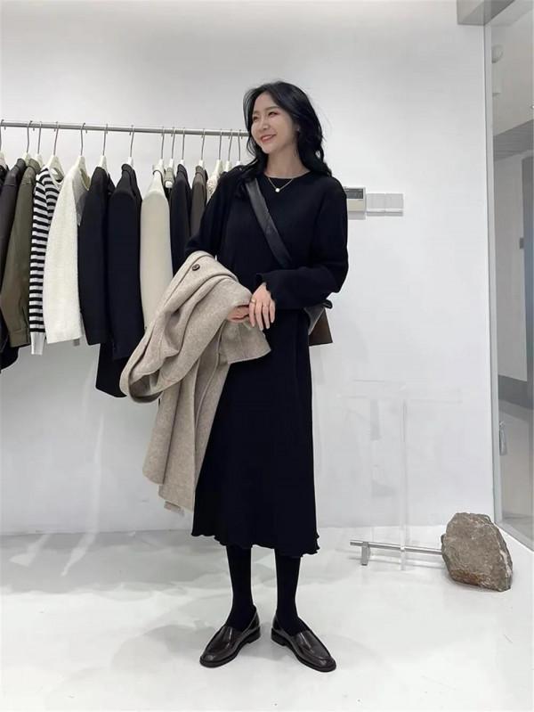 連衣裙如何搭配鞋子