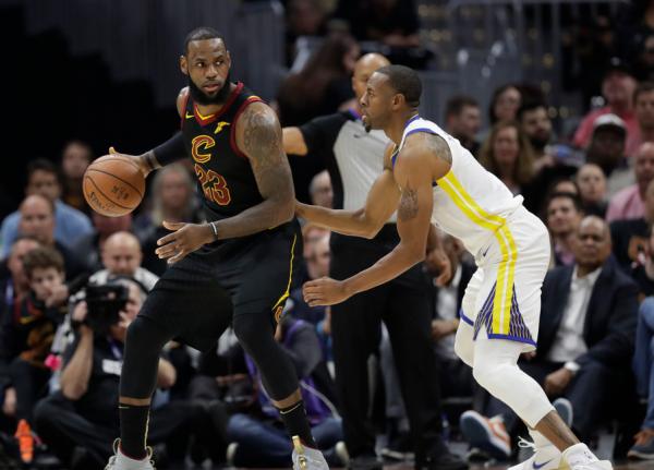 伊戈達拉：16總決賽有額外因素！球迷：西決也有額外因素