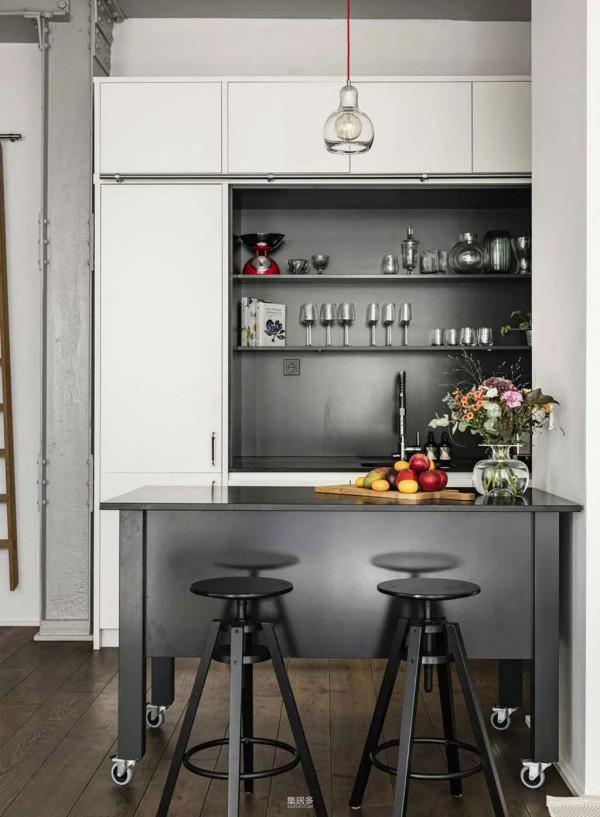 斯德哥爾摩令人印象深刻的美式風情與北歐時尚閣樓(85平方米) 斯德哥爾摩令人印象深刻的美式風情與北歐時尚閣樓(85平方米)