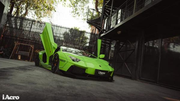 潮流+蠻牛 / 思想+態度 潮流+蠻牛 / 思想+態度