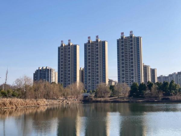 近日，萬科鬱亮表示，房地產市場進入了&OpenCurlyDoubleQuote;黑鐵時代&rdquo;，是真的嗎