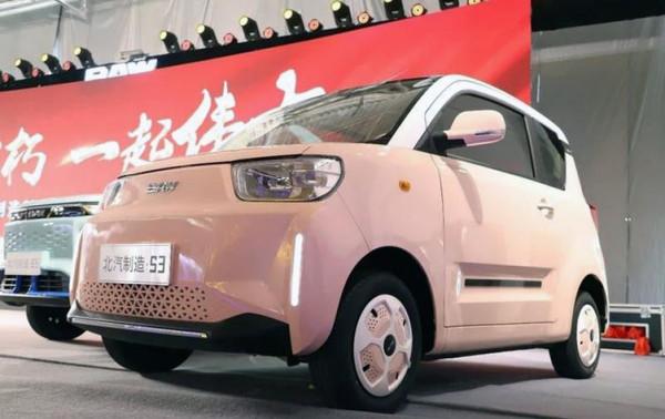 五菱宏光MINIEV迎來對手？北汽製造釋出兩款微型車，有望成爆款？
