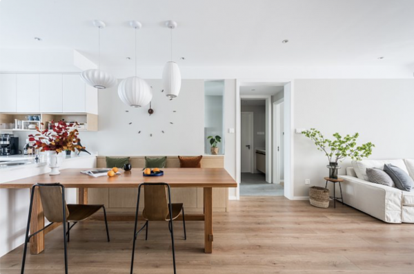 當我換房時，必須買一套複式樓。從他家的裝飾中學習實在太完美了