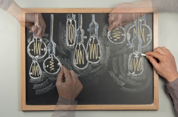 創新的起源：漸進、難測卻又必然產生