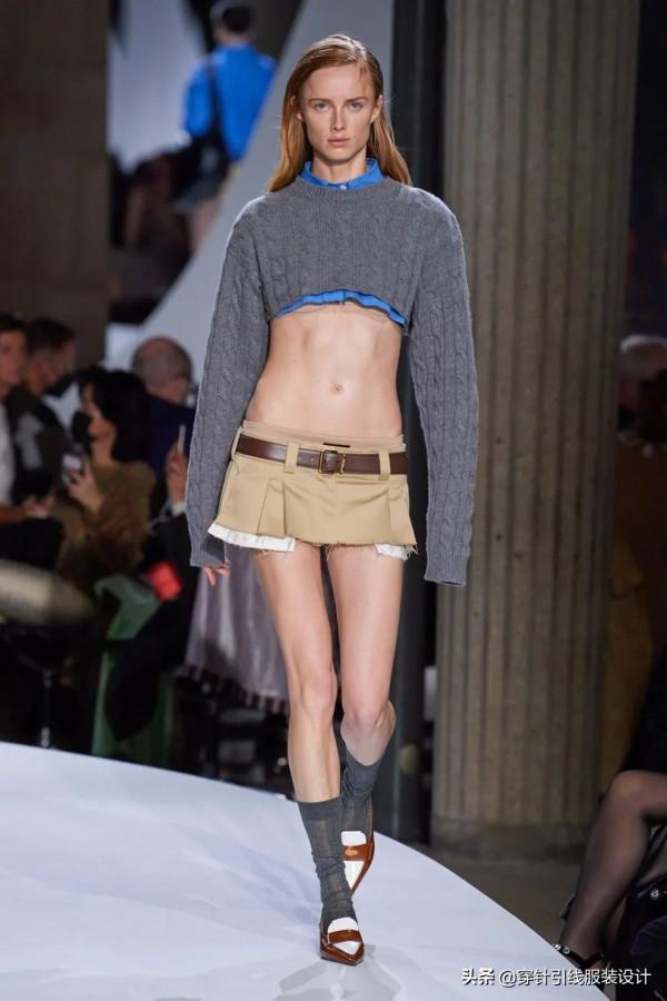 穿搭 | 2022春夏系列中的極低腰裙和褲