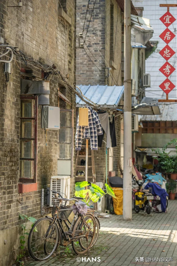 黃鶴樓下的人間煙火，蛇山上的神奇武昌