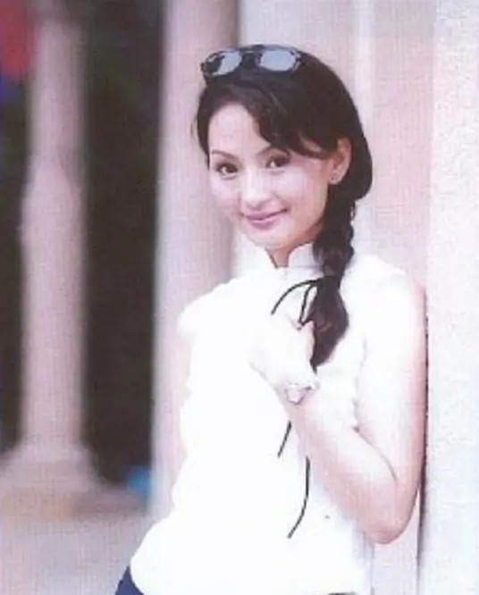 苦命的劉丹:27歲去世,父親殉職,哥哥離世,蕭劍為她掃墓21年 苦命的劉丹:27歲去世,父親殉職,哥哥離世,蕭劍為她掃墓21年