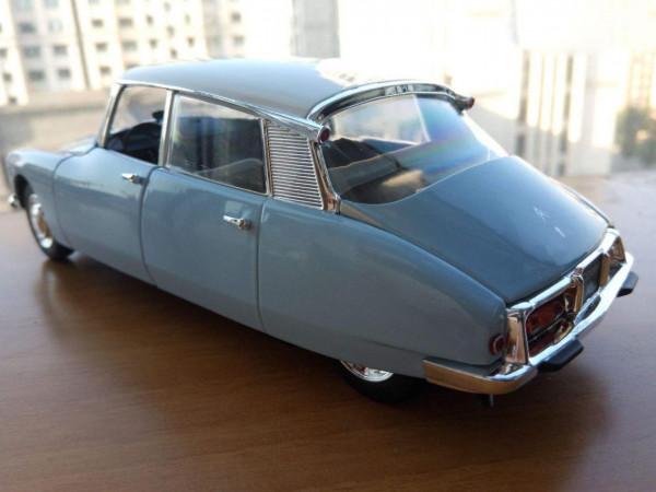 光賣手機還不夠，蘋果要開始造車啦